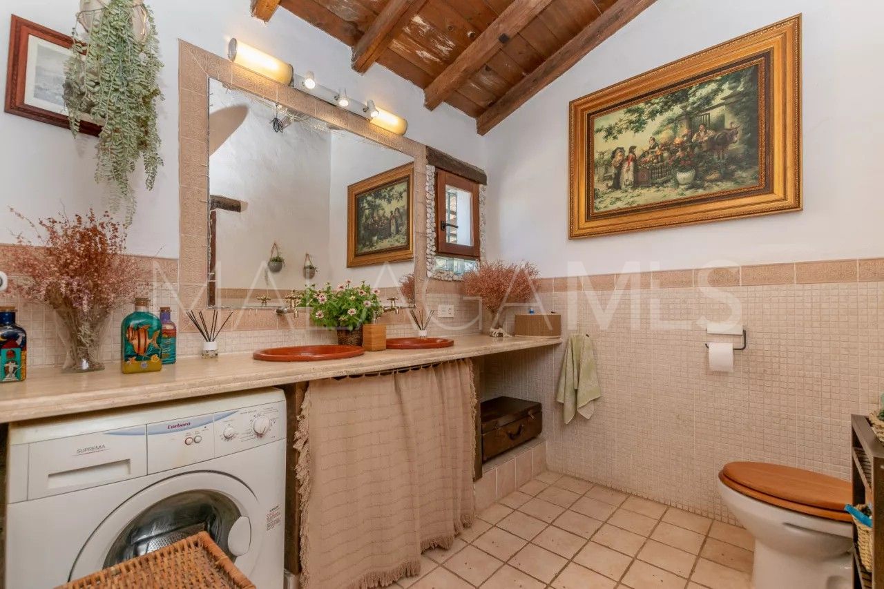 Villa for sale in El Velerin