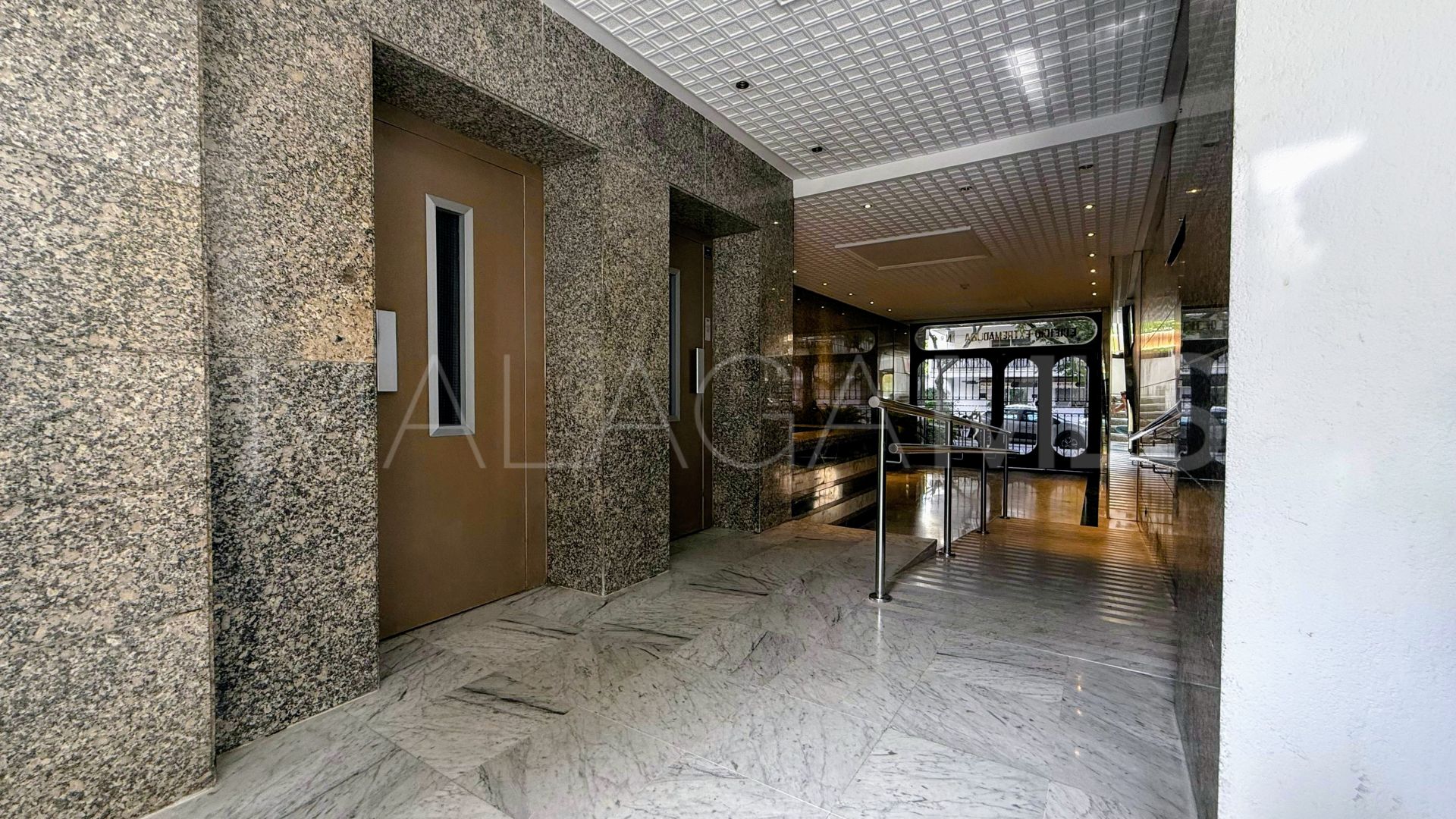 Studio for sale in Marbella City