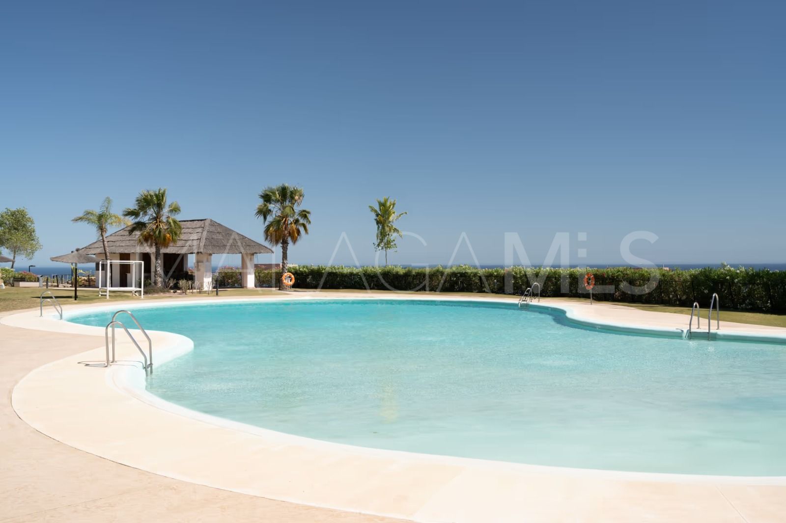 Appartement rez de chaussée for sale in Altos de Estepona