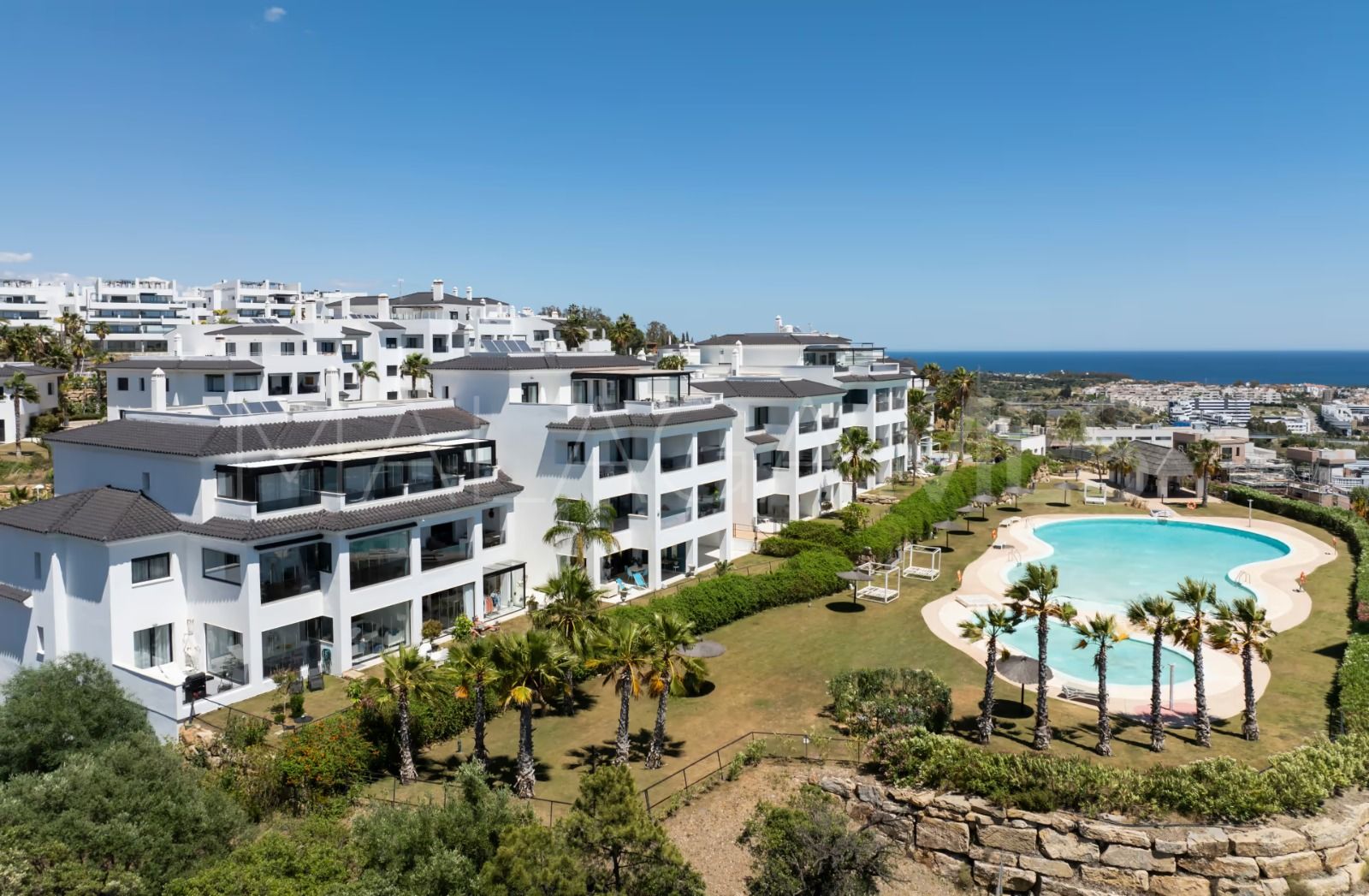 Appartement rez de chaussée for sale in Altos de Estepona