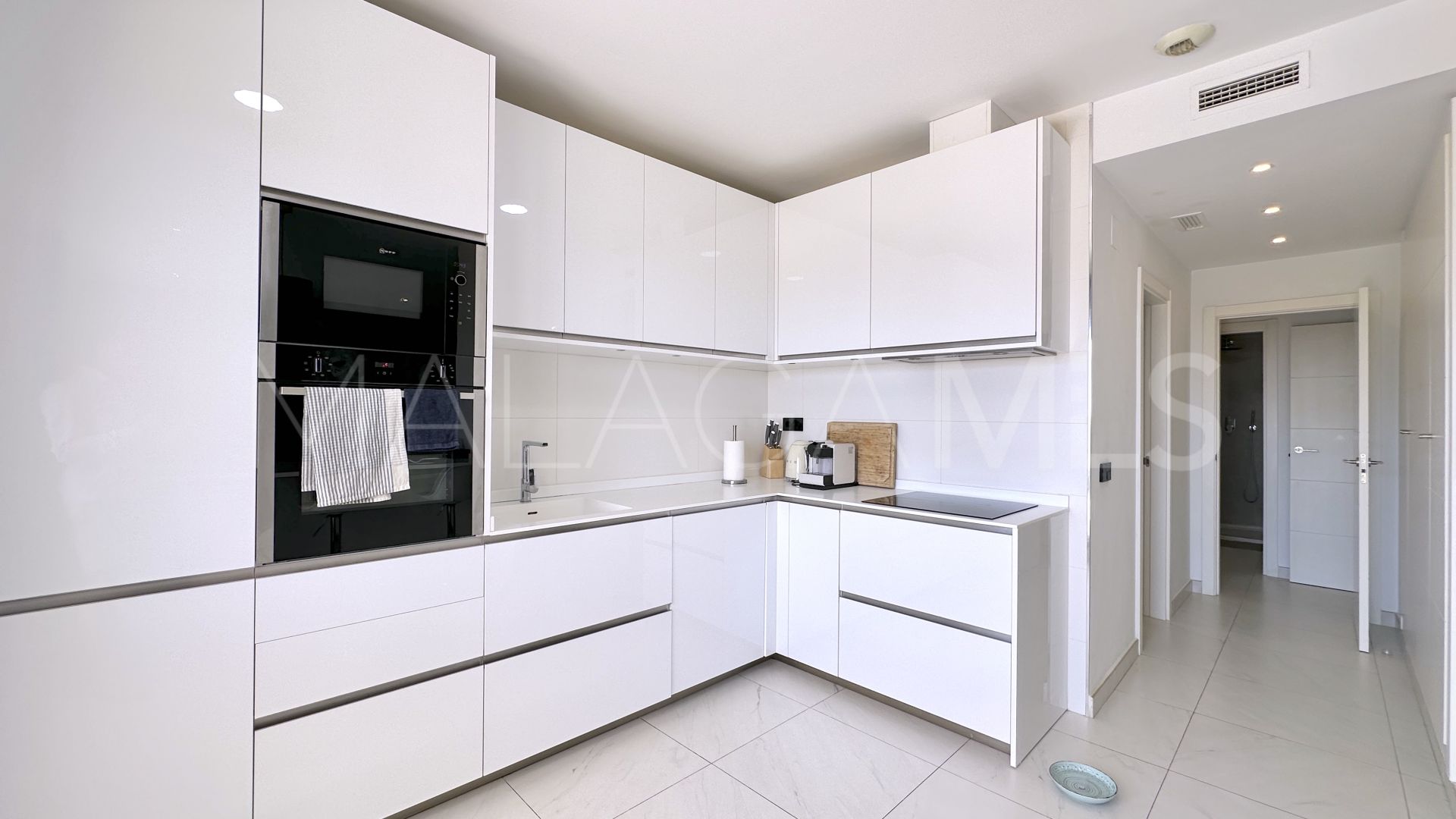 Appartement rez de chaussée for sale in Altos de Estepona