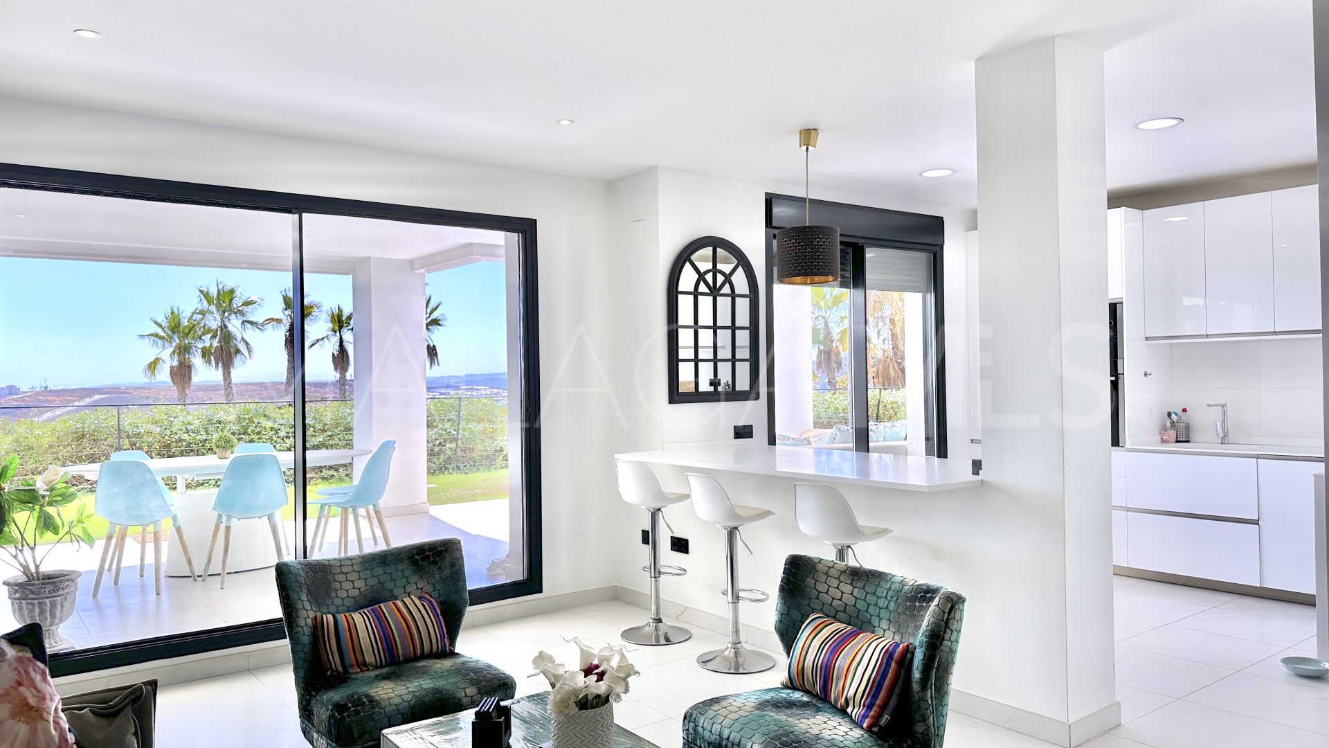 Appartement rez de chaussée for sale in Altos de Estepona