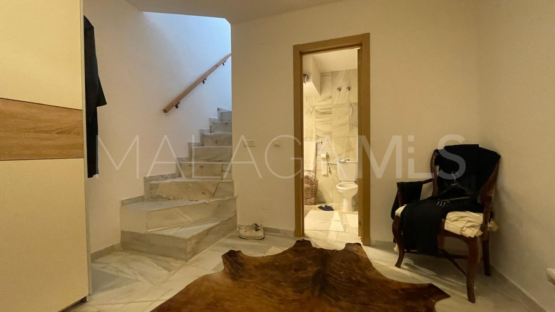 Duplex with 1 bedroom for sale in Forest Hills