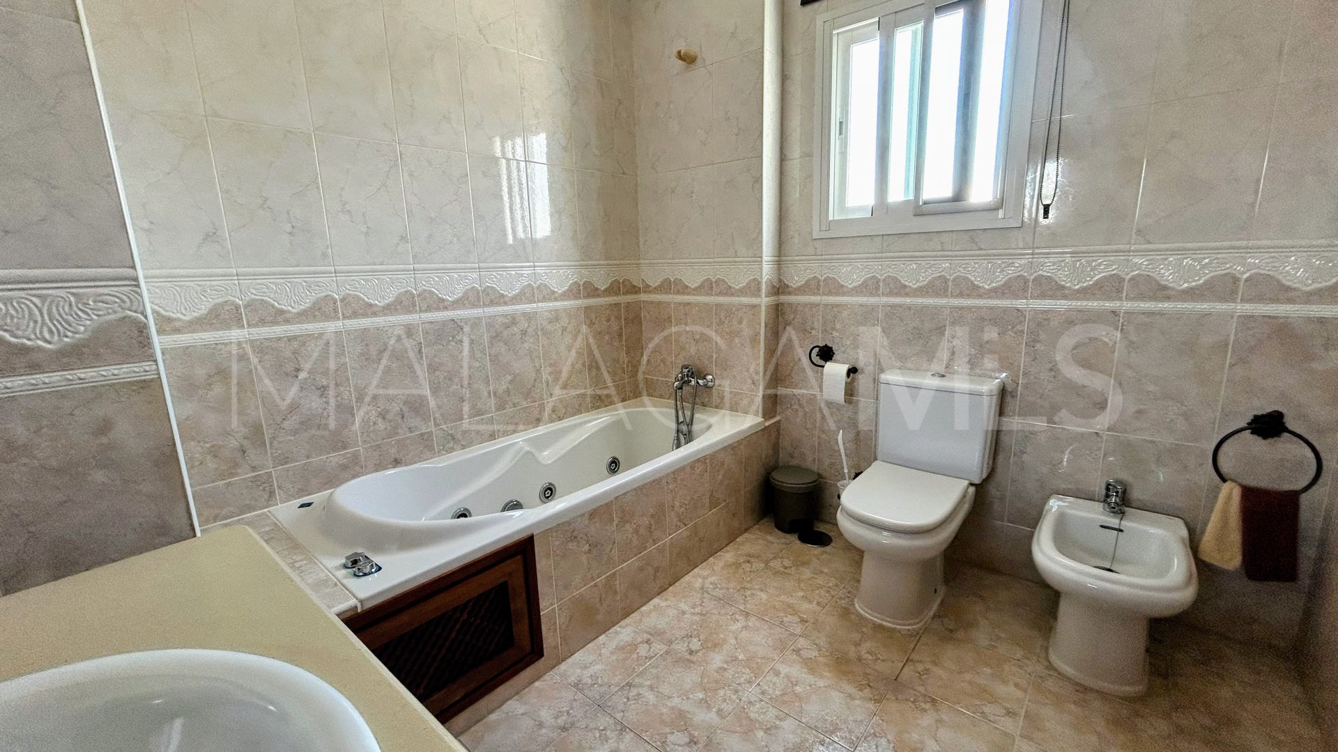 Maison for sale in Estepona