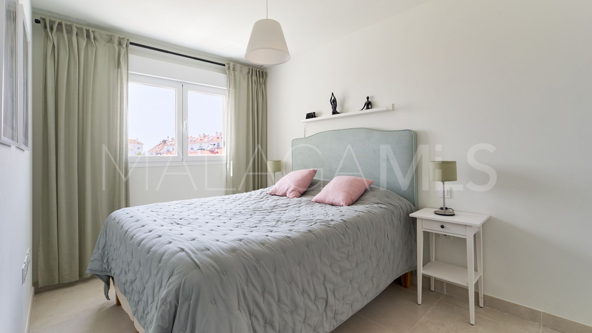 Wohnung for sale in Estepona Puerto