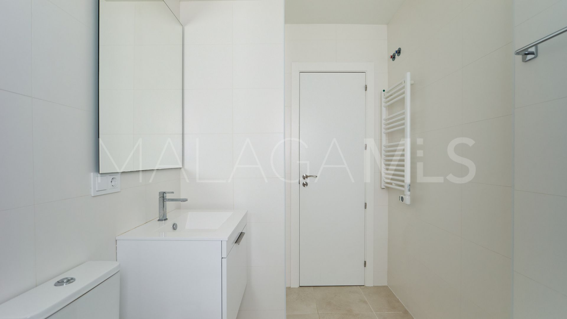 Wohnung for sale in Estepona Puerto