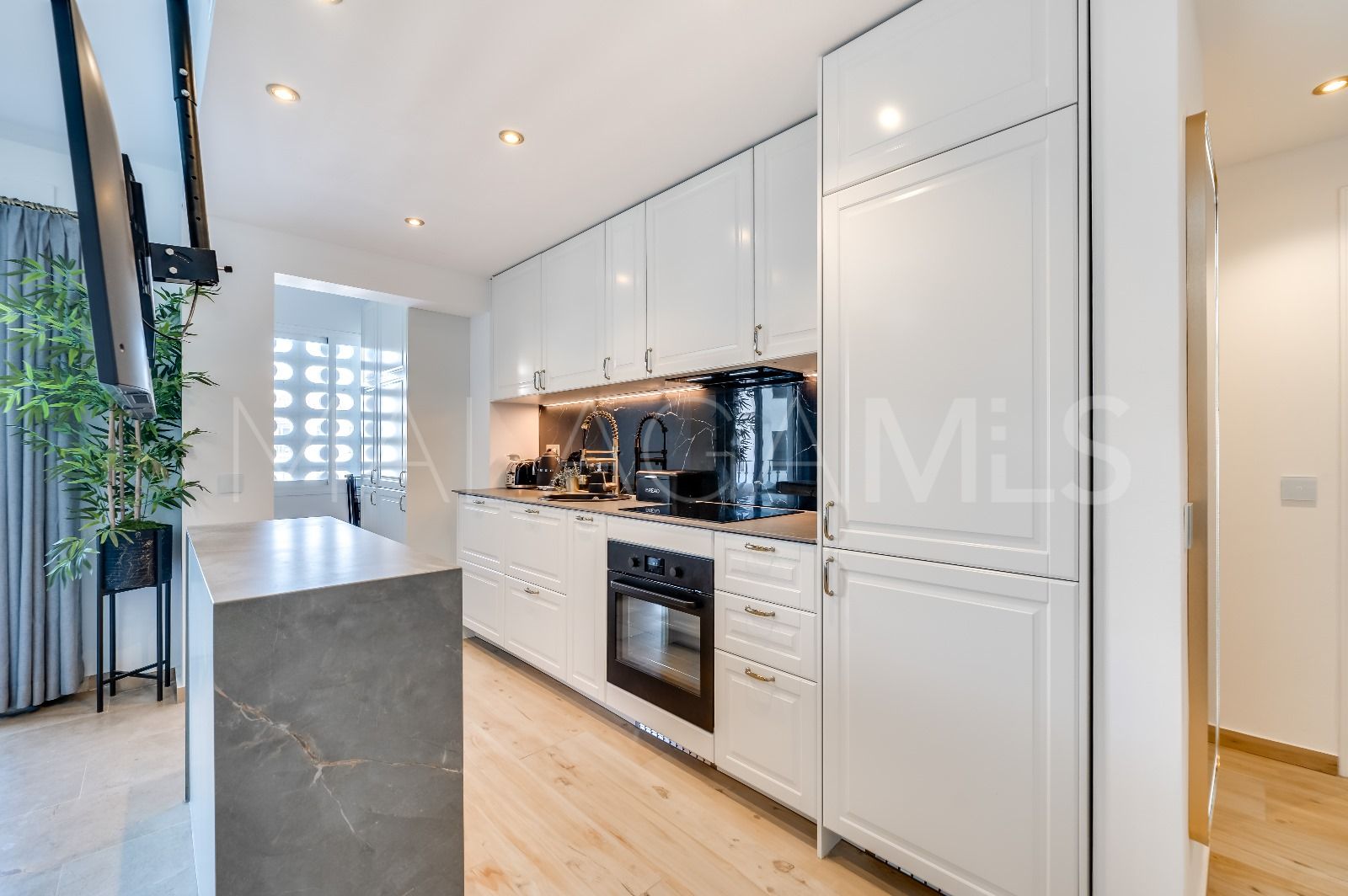 Appartement for sale in Marina Duquesa