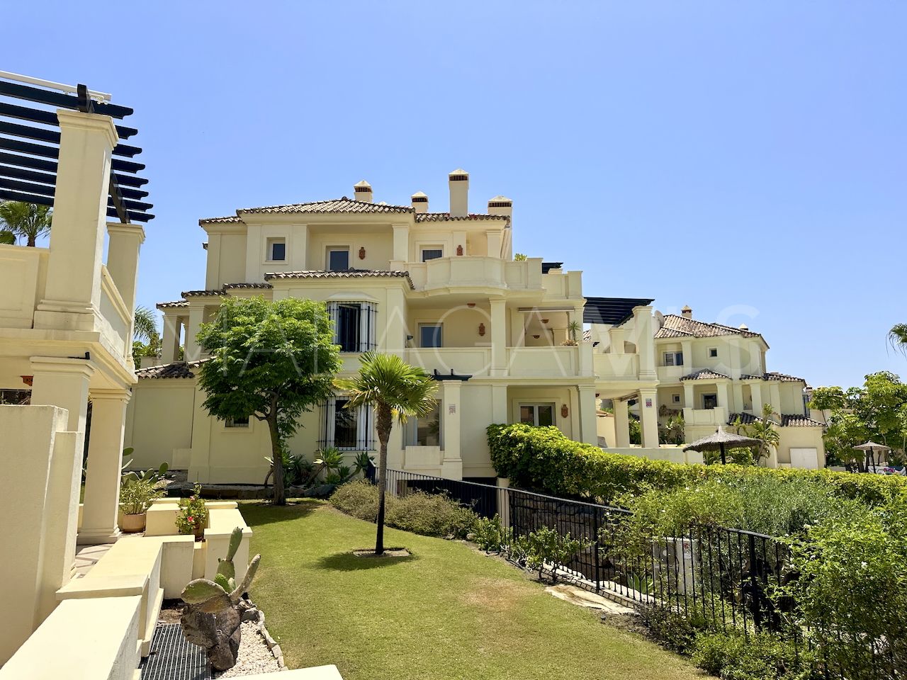 Appartement rez de chaussée for sale in Majestic