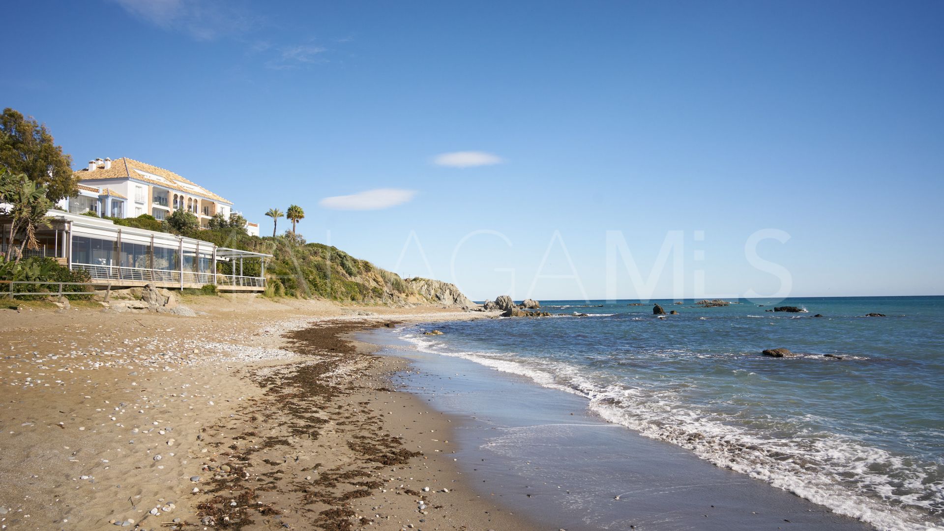 Duplex penthouse for sale in Casares Playa