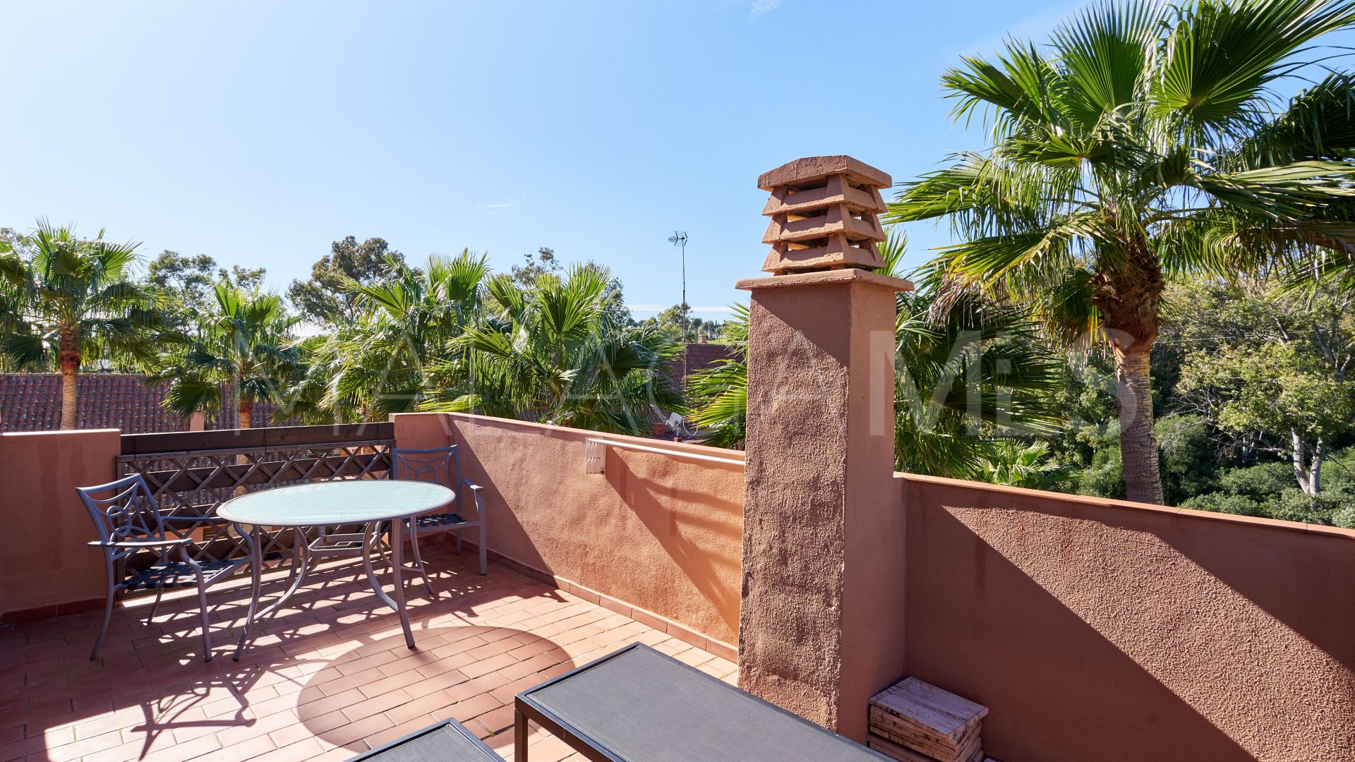 Duplex penthouse for sale in Casares Playa
