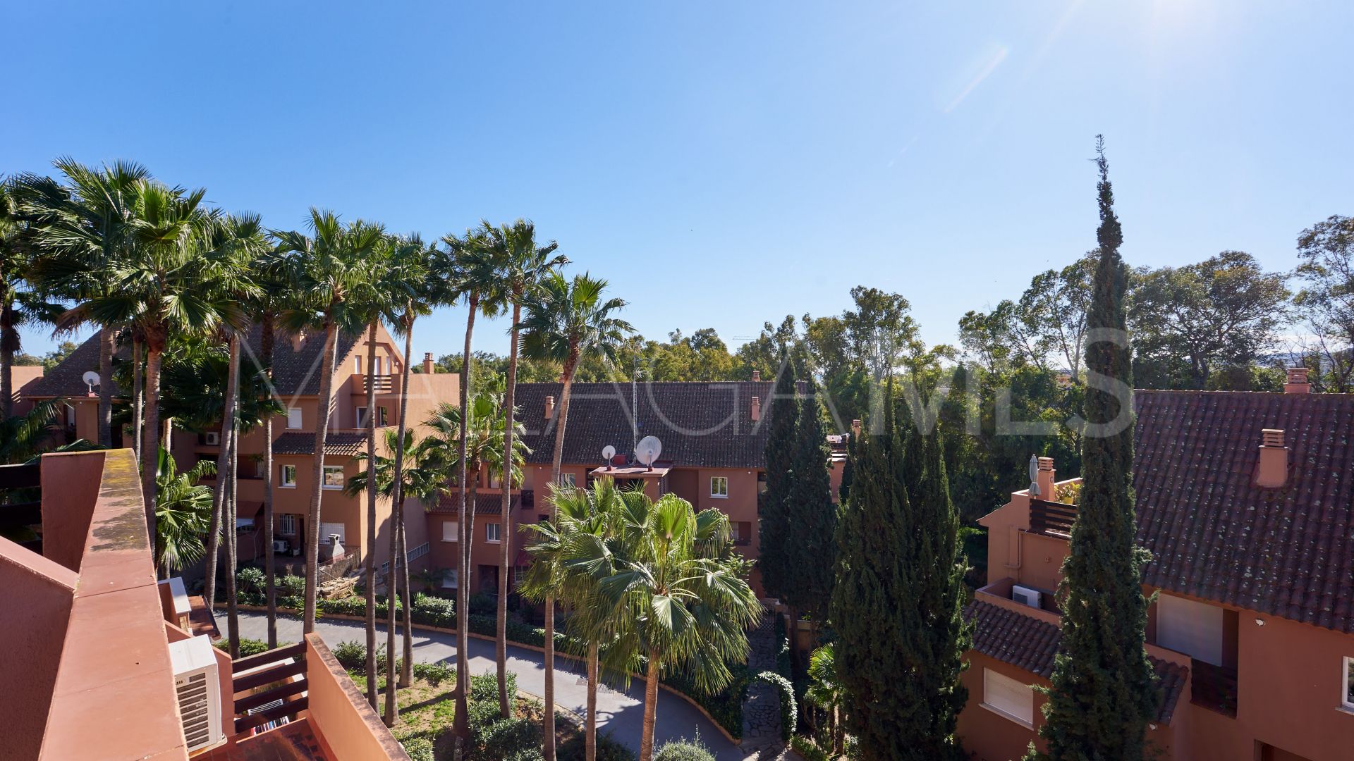Duplex penthouse for sale in Casares Playa