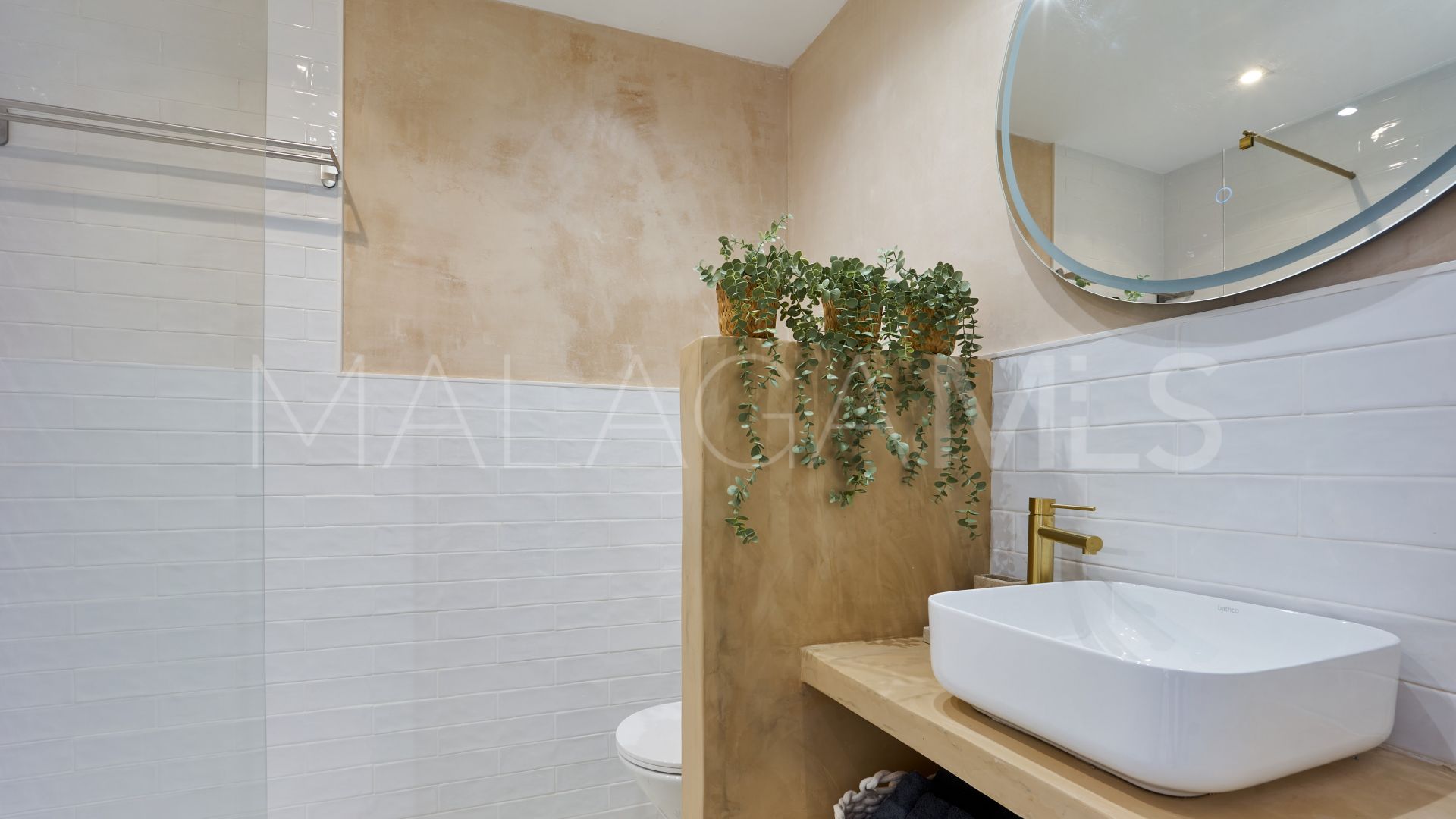 Duplex penthouse for sale in Casares Playa
