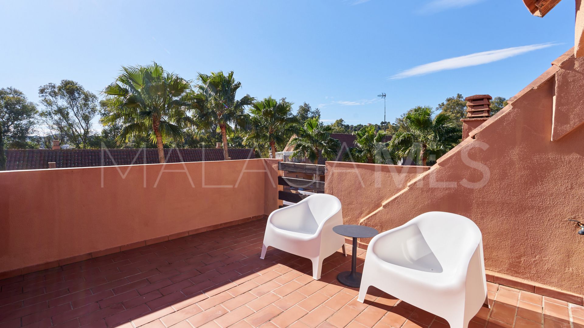 Duplex penthouse for sale in Casares Playa