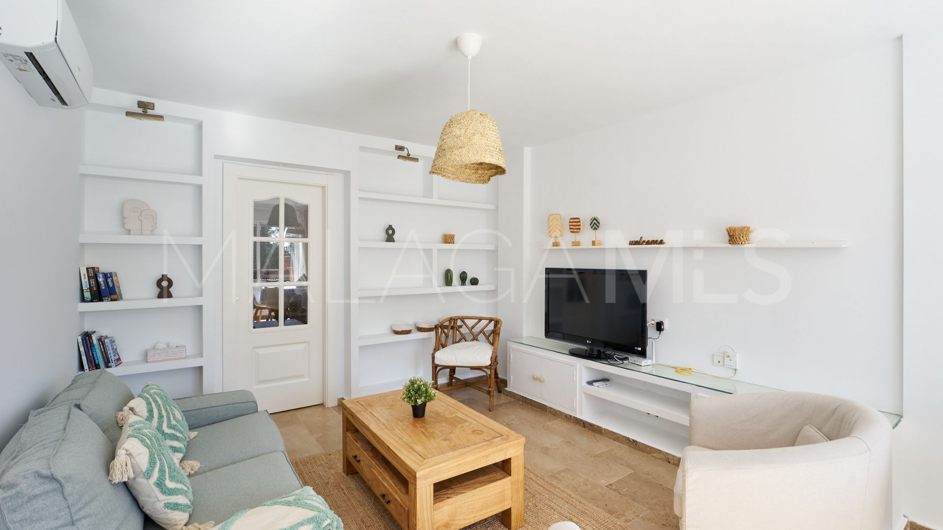 Duplex penthouse for sale in Casares Playa