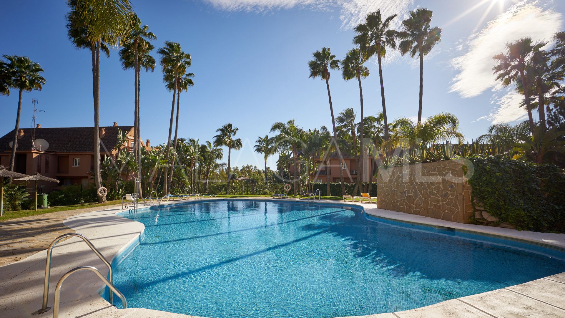 Duplex penthouse for sale in Casares Playa