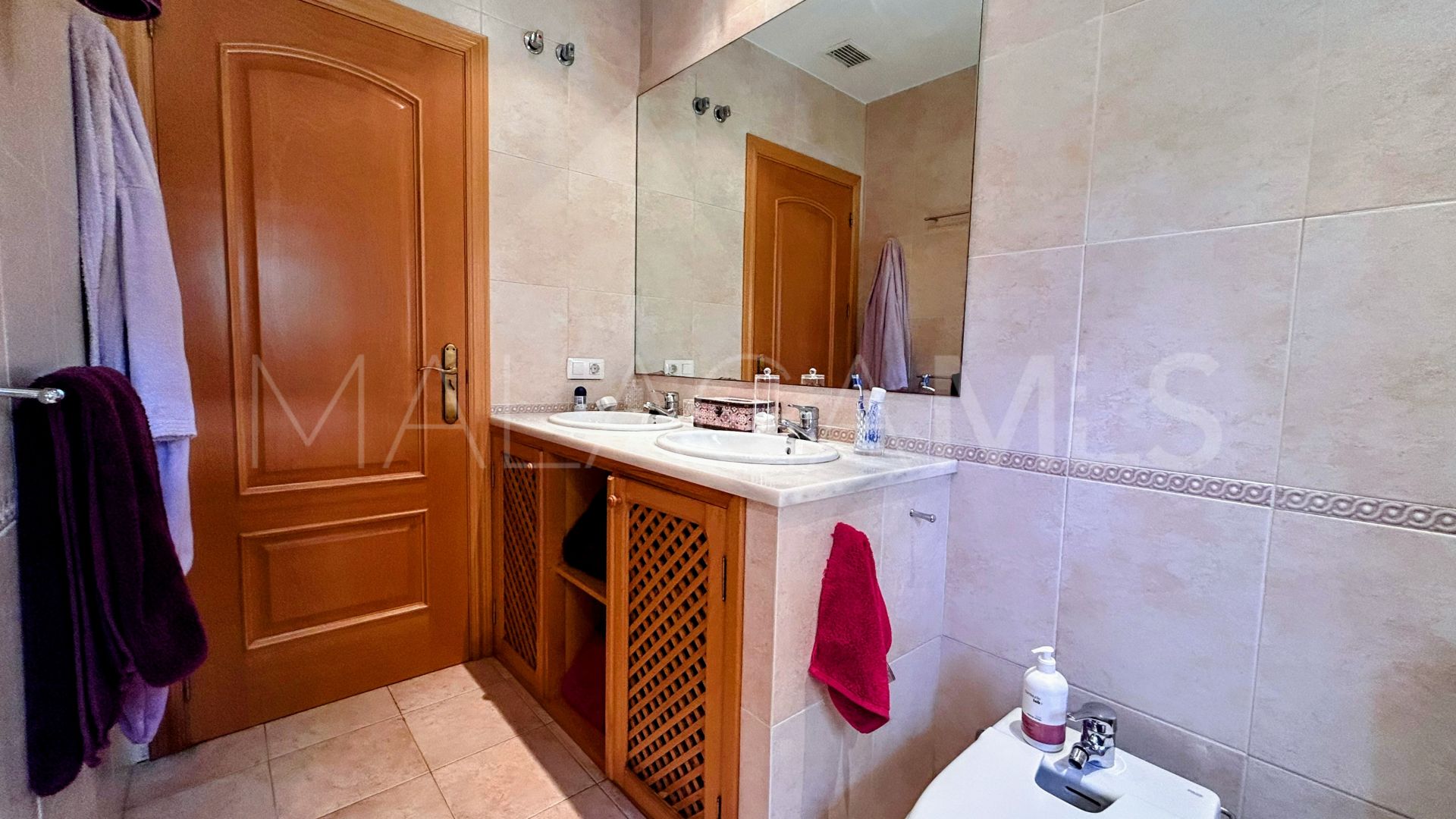 Maison for sale in La Duquesa