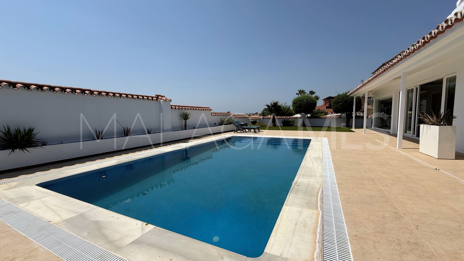 For sale villa in S. Pedro Centro
