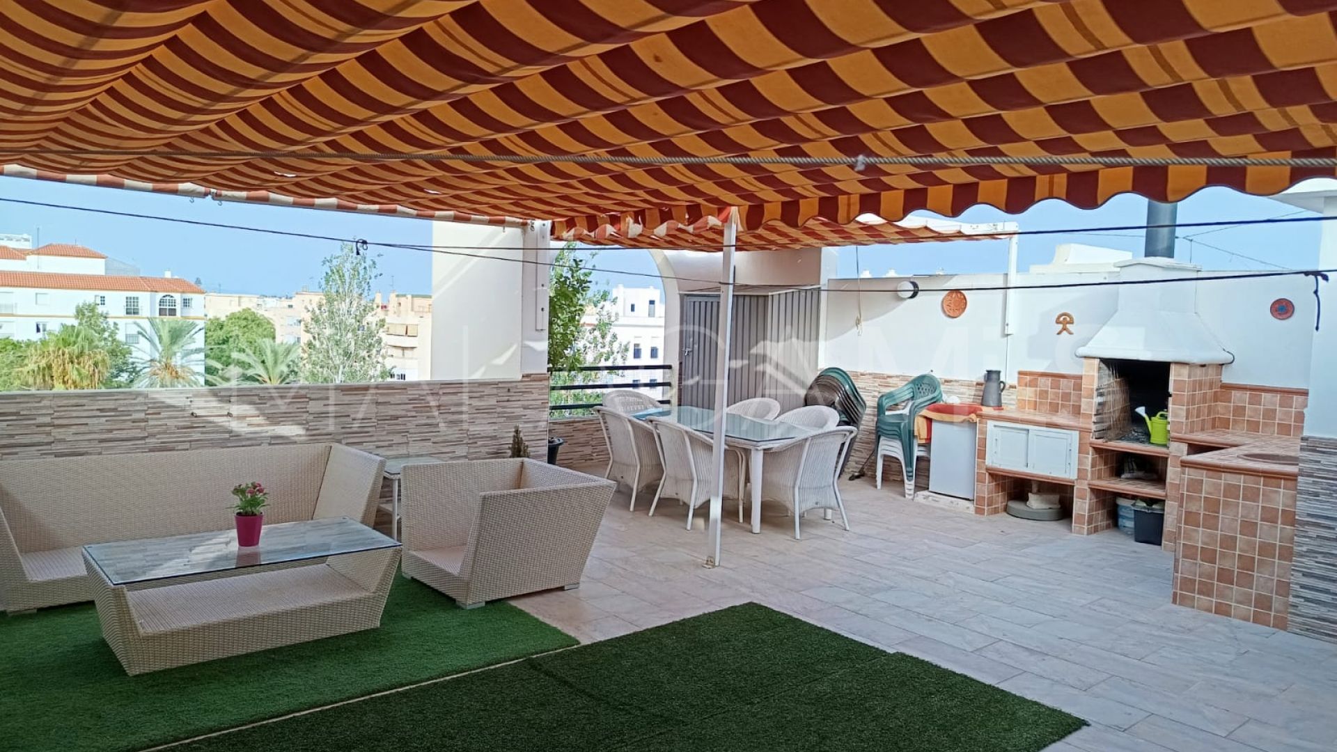 Duplex penthouse for sale in Estepona Centre