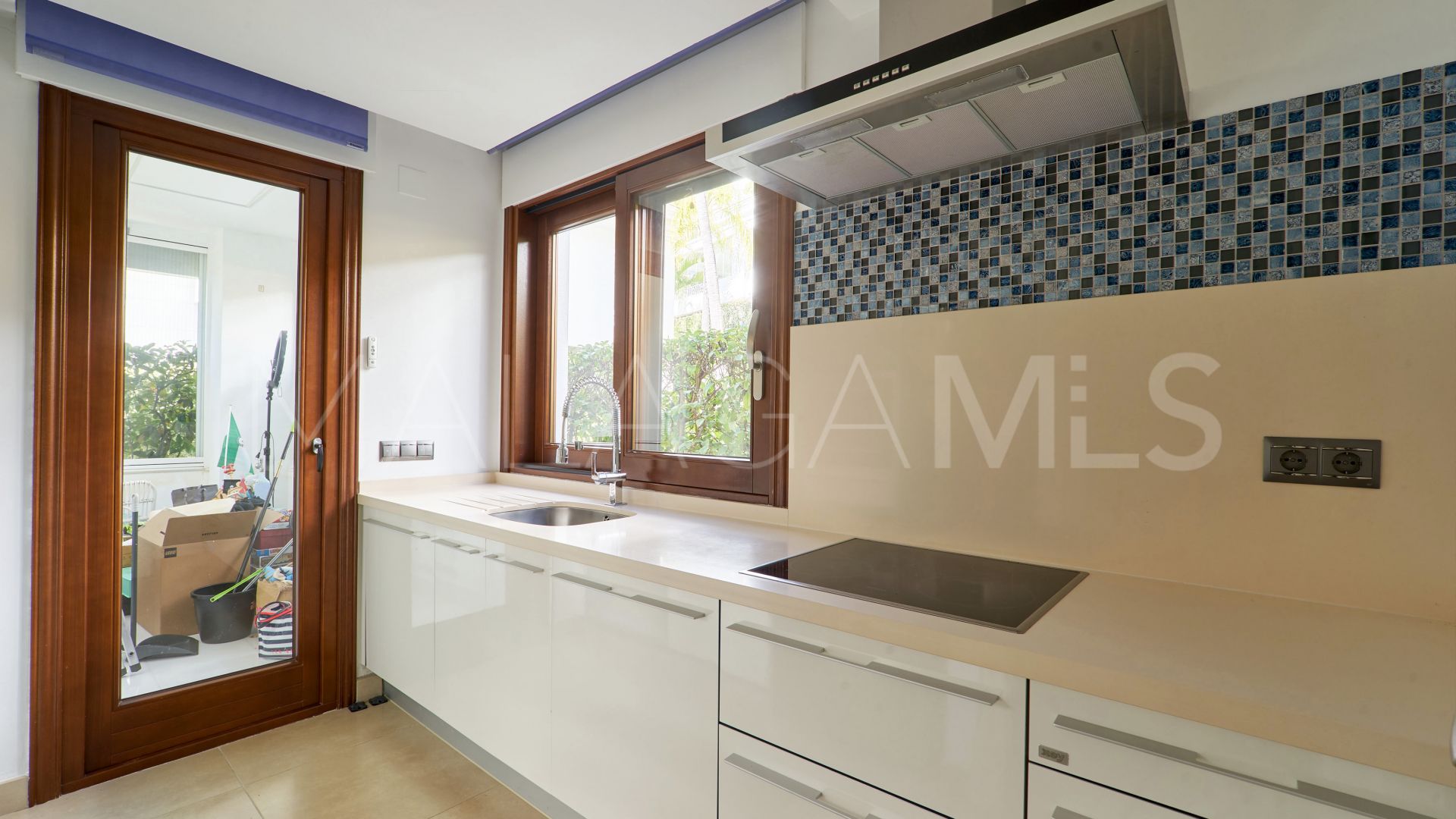 For sale ground floor apartment in Doncella Beach