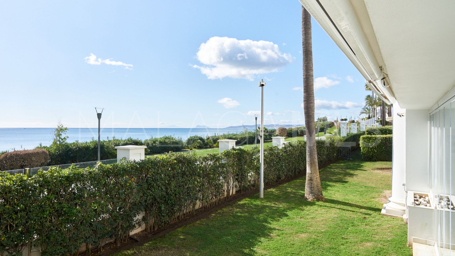 For sale ground floor apartment in Doncella Beach