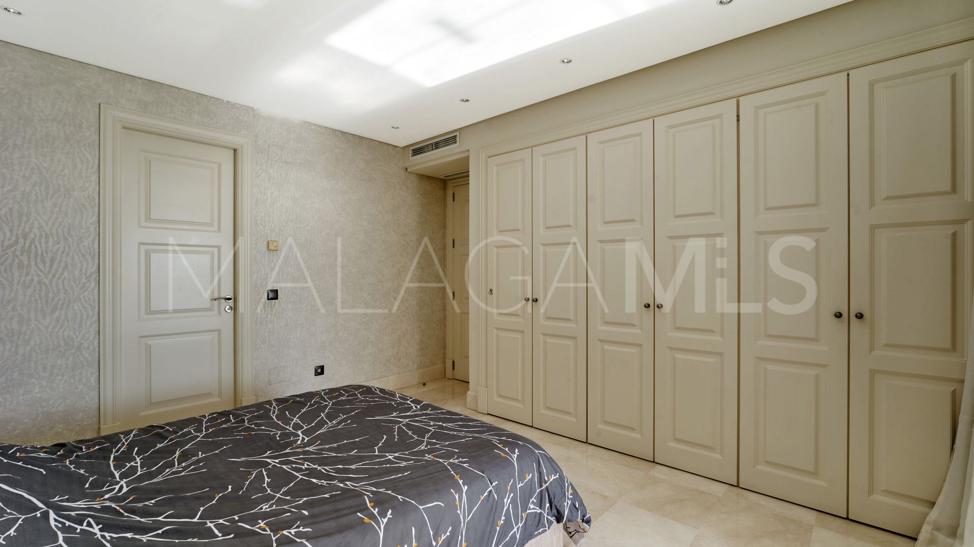 For sale ground floor apartment in Doncella Beach