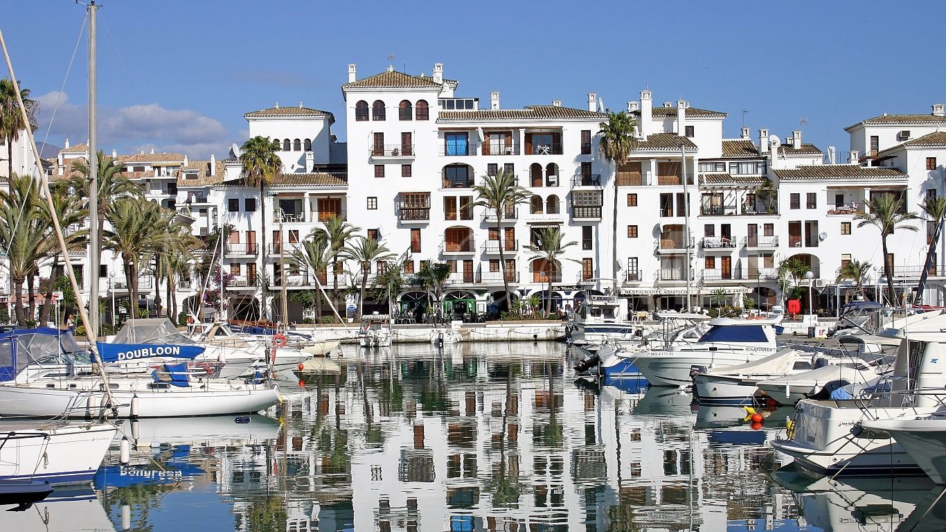 Maison de ville for sale in Castillo de la Duquesa