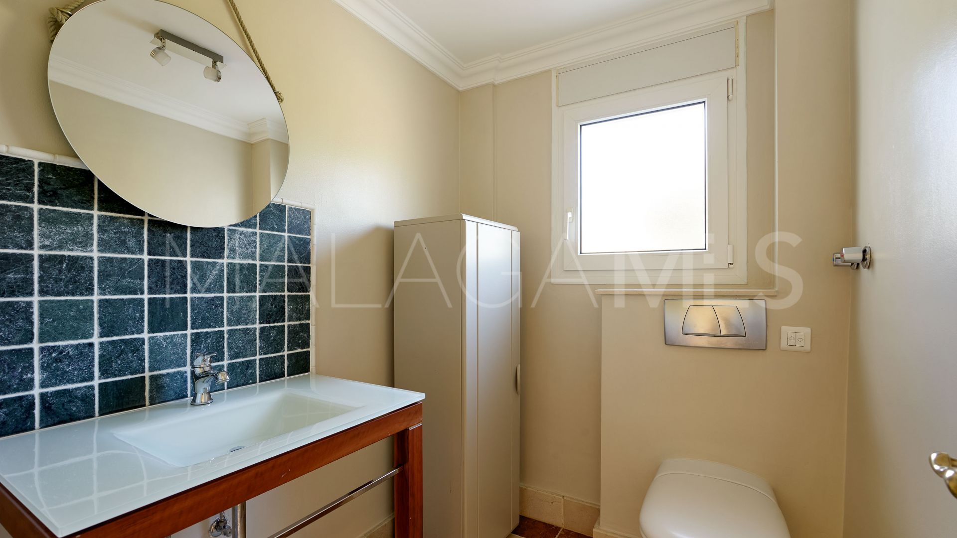 Buy El Padron villa with 4 bedrooms