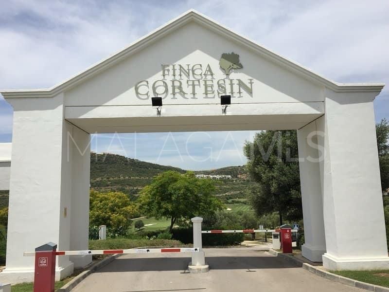 Lägenhet for sale in Finca Cortesin