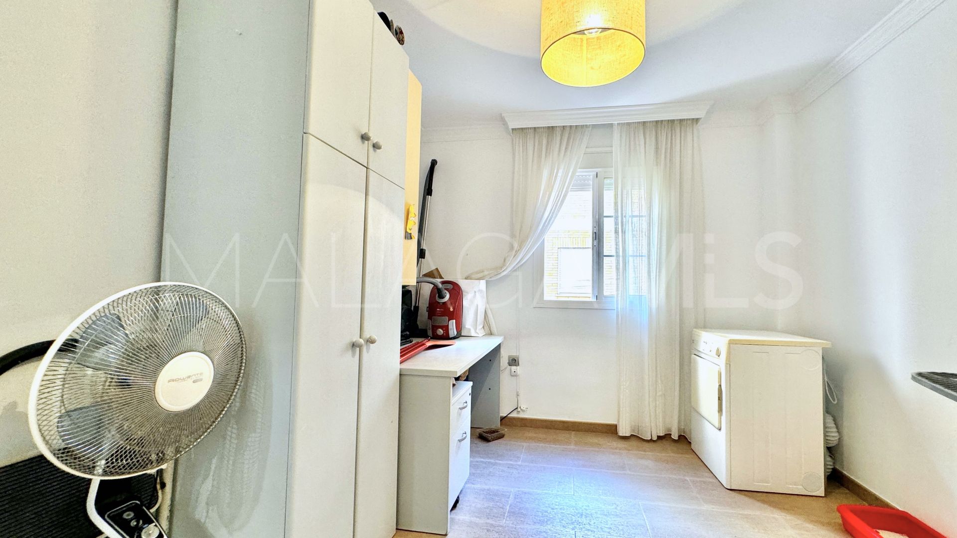 Apartamento a la venta in Estepona Ciudad de 3 bedrooms