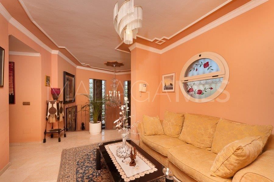 Villa for sale in Torremolinos