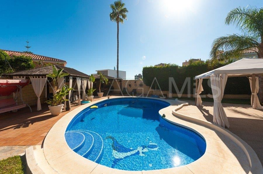 Villa for sale in Torremolinos