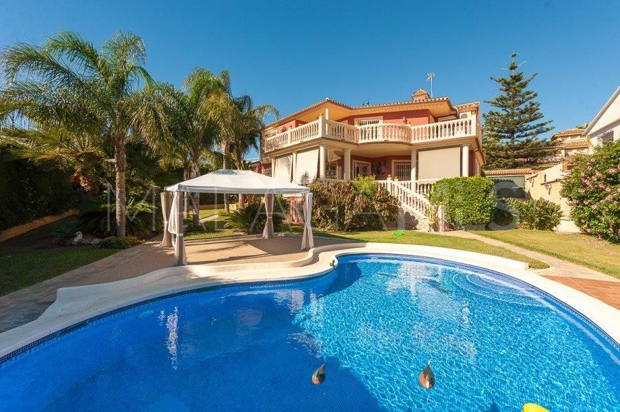 Villa for sale in Torremolinos