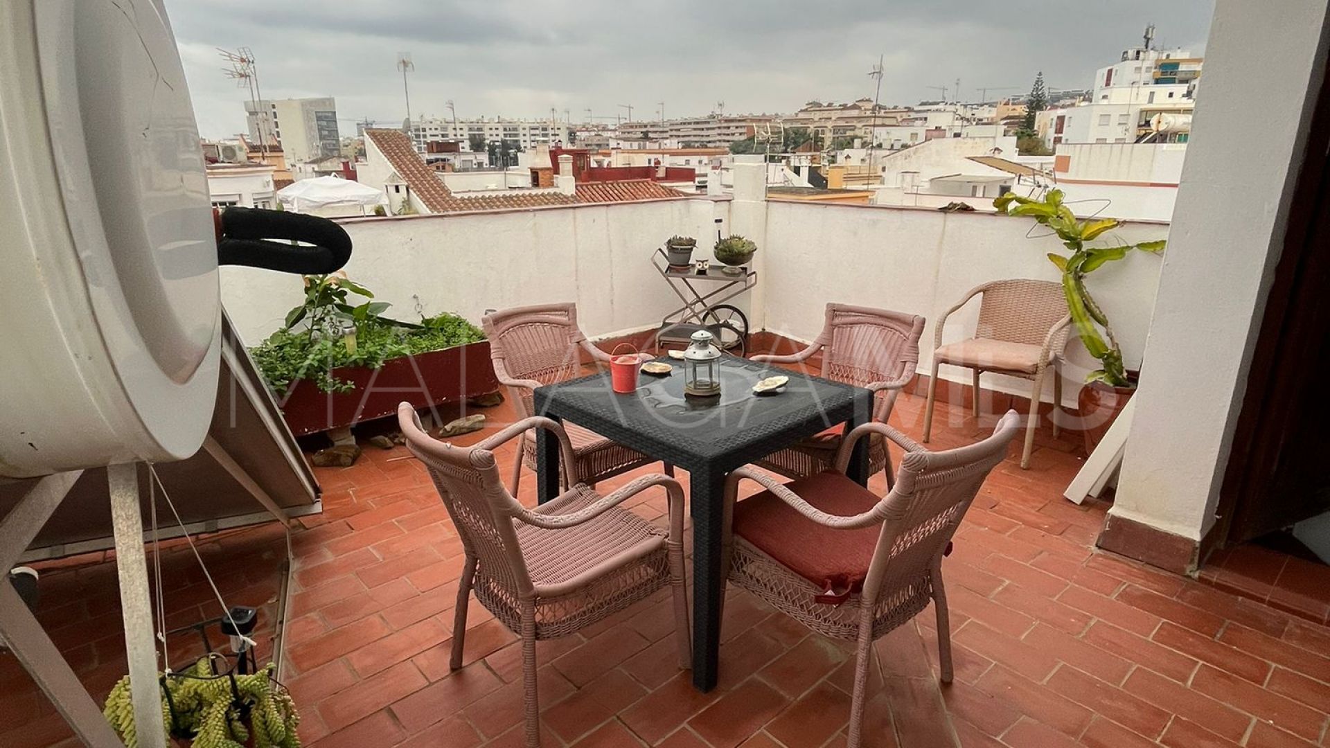 Estepona Centro, casa a la venta with 4 bedrooms