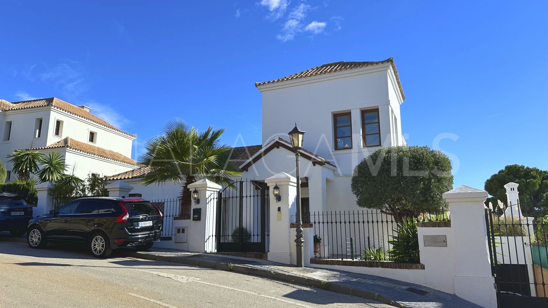 Villa for sale in La Resina Golf with 5 bedrooms