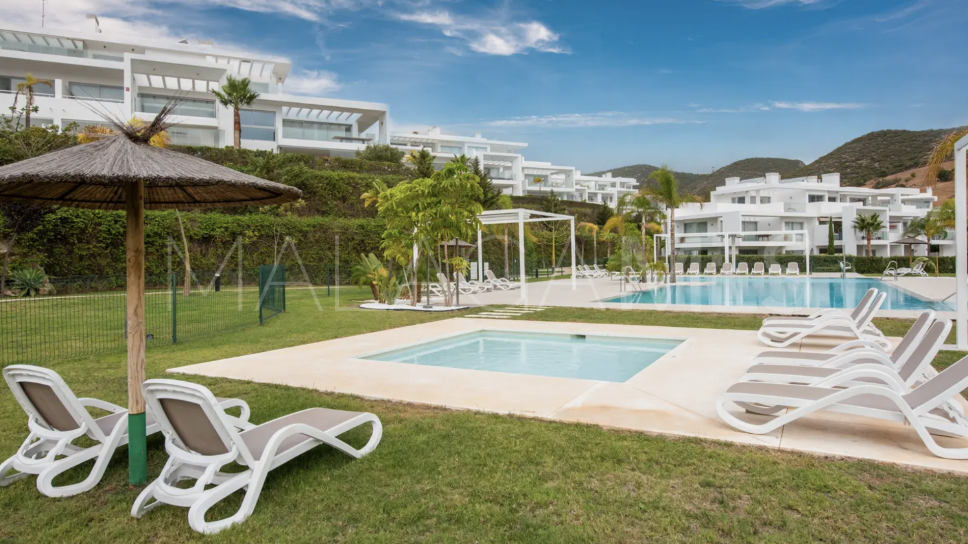 Apartamento planta baja de 2 bedrooms for sale in Alcazaba Lagoon