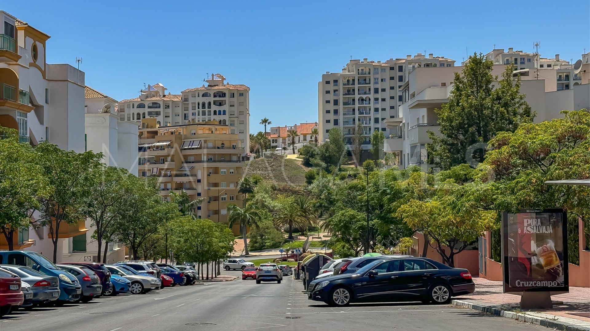 Flat for sale in Estepona Puerto