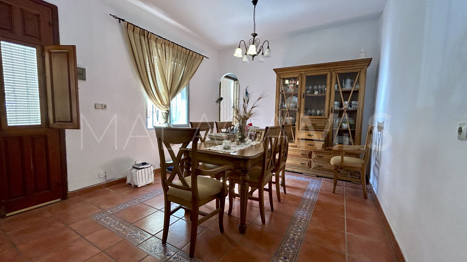 Maison for sale in Estepona Ville