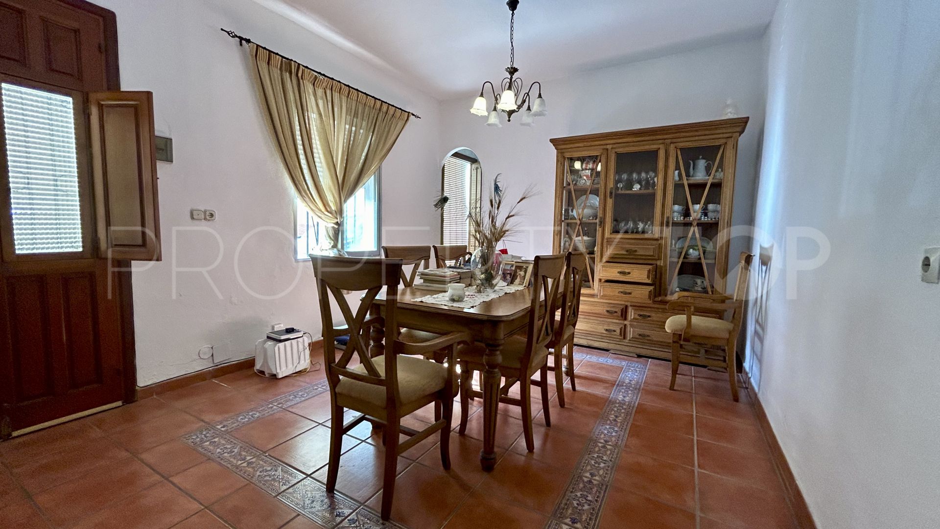 6 bedrooms Estepona Town house for sale