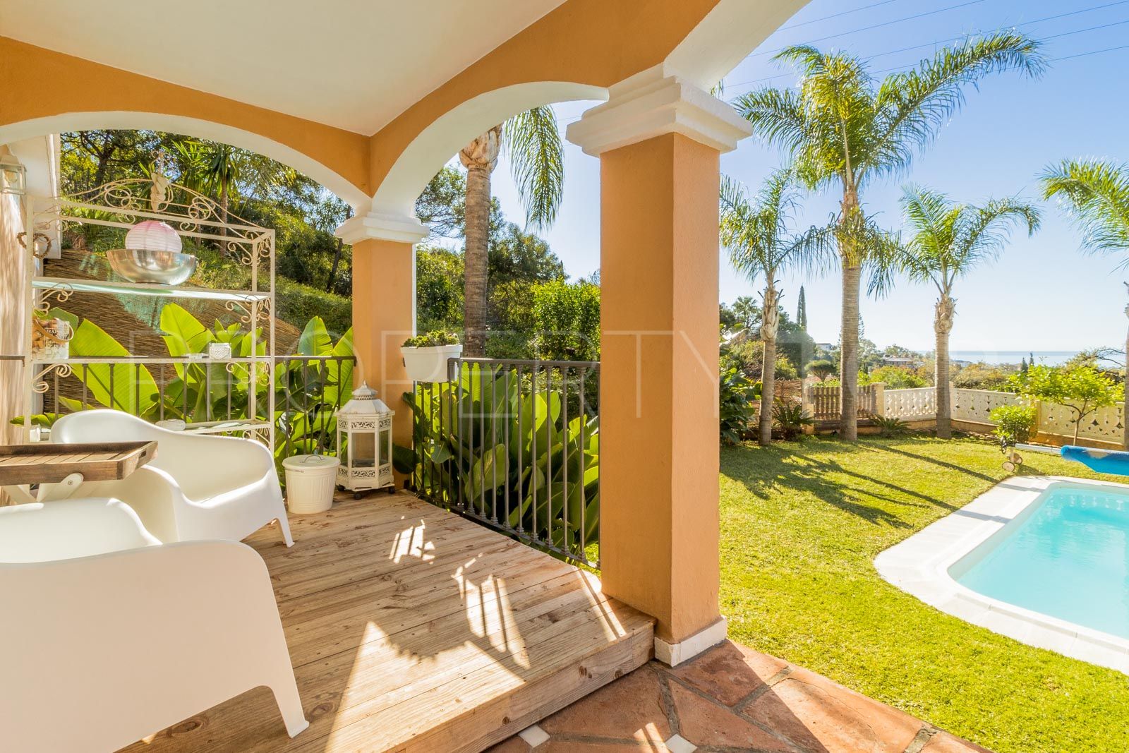 Estepona East 4 bedrooms villa for sale