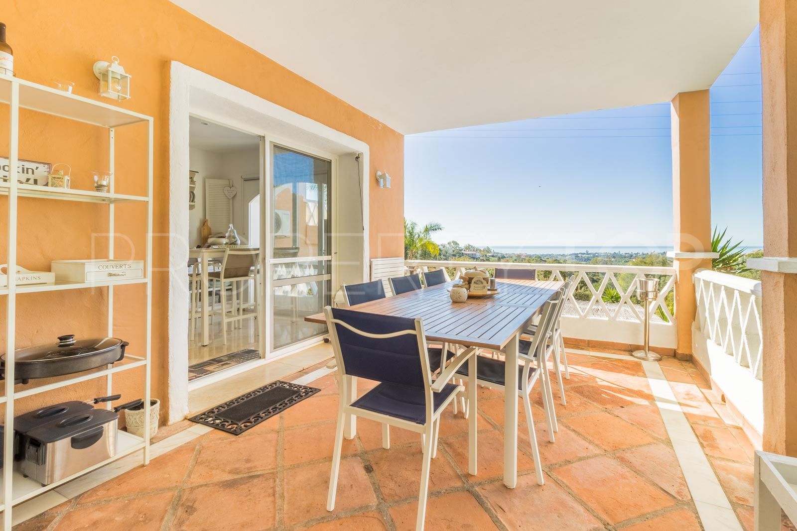 Estepona East 4 bedrooms villa for sale