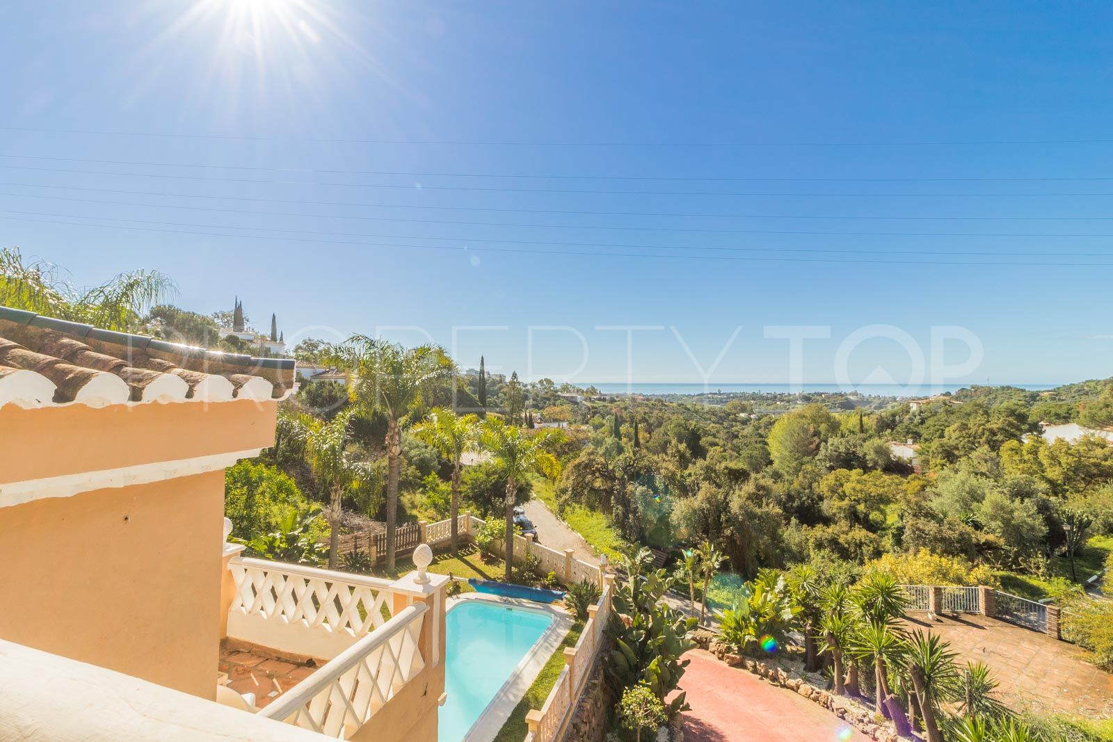 Estepona East 4 bedrooms villa for sale