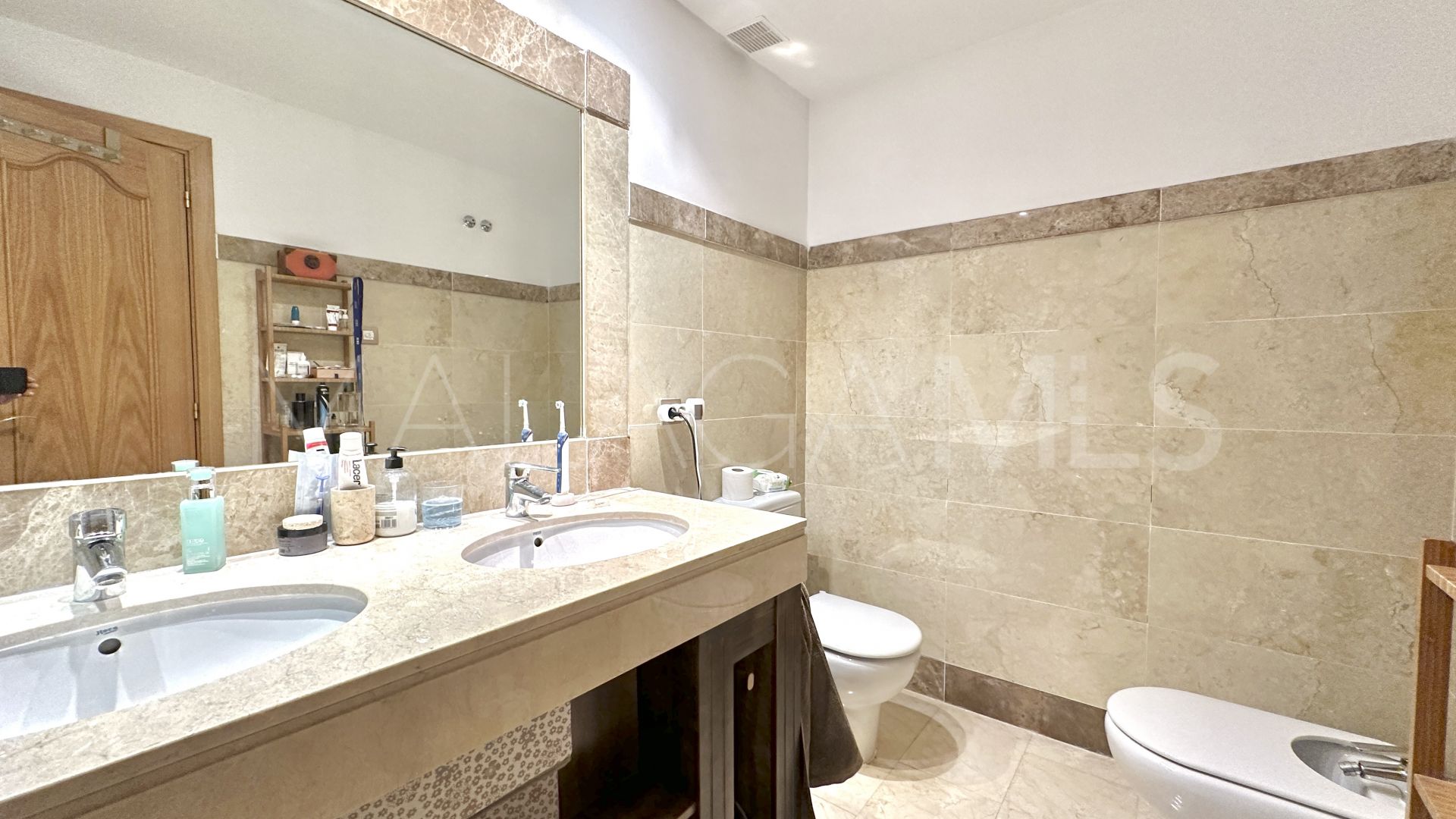 Apartamento planta baja a la venta de 2 bedrooms in Bel Air