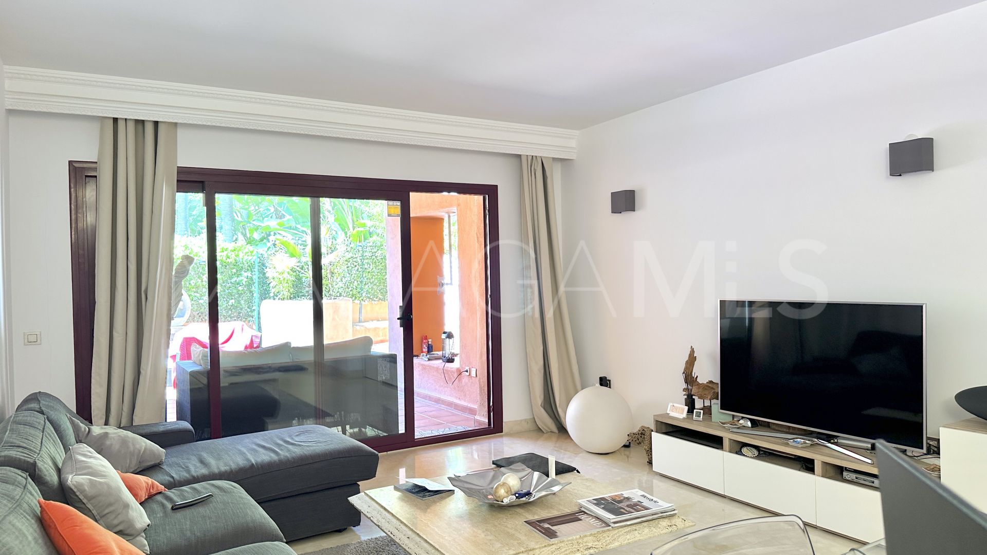 Apartamento planta baja a la venta de 2 bedrooms in Bel Air