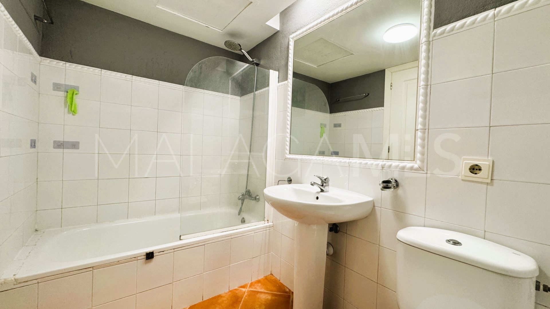 Apartment for sale in Marina de Casares with 2 bedrooms