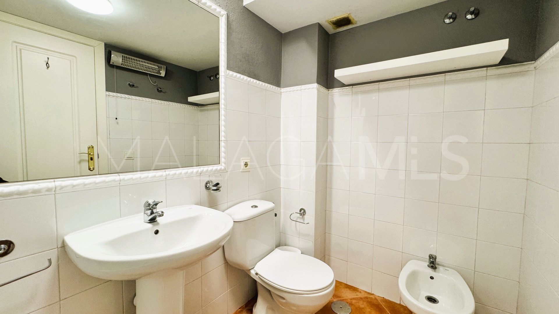 Apartment for sale in Marina de Casares with 2 bedrooms