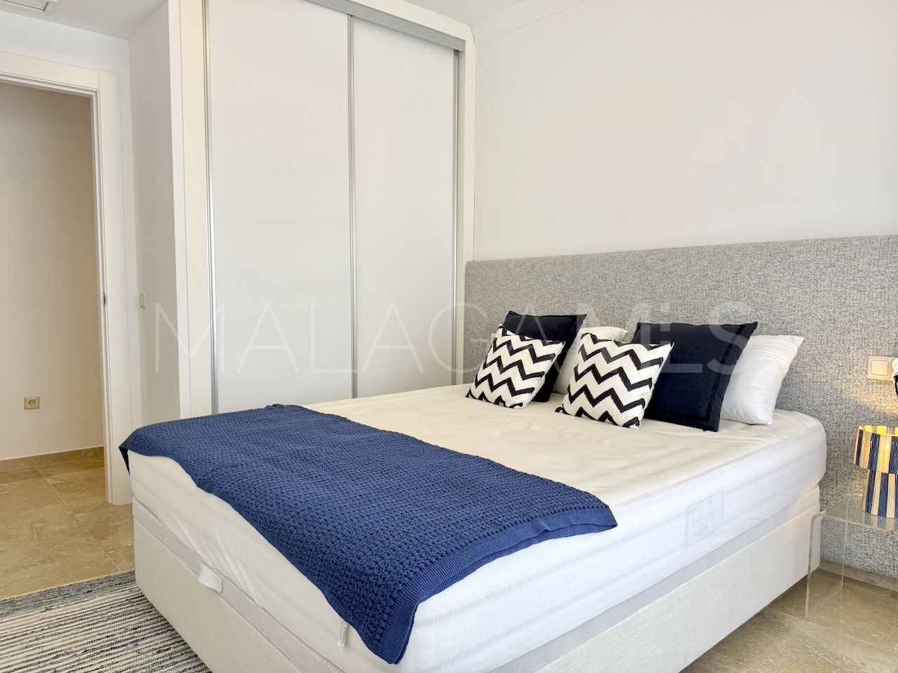 Se vende apartamento in La Mairena de 3 bedrooms