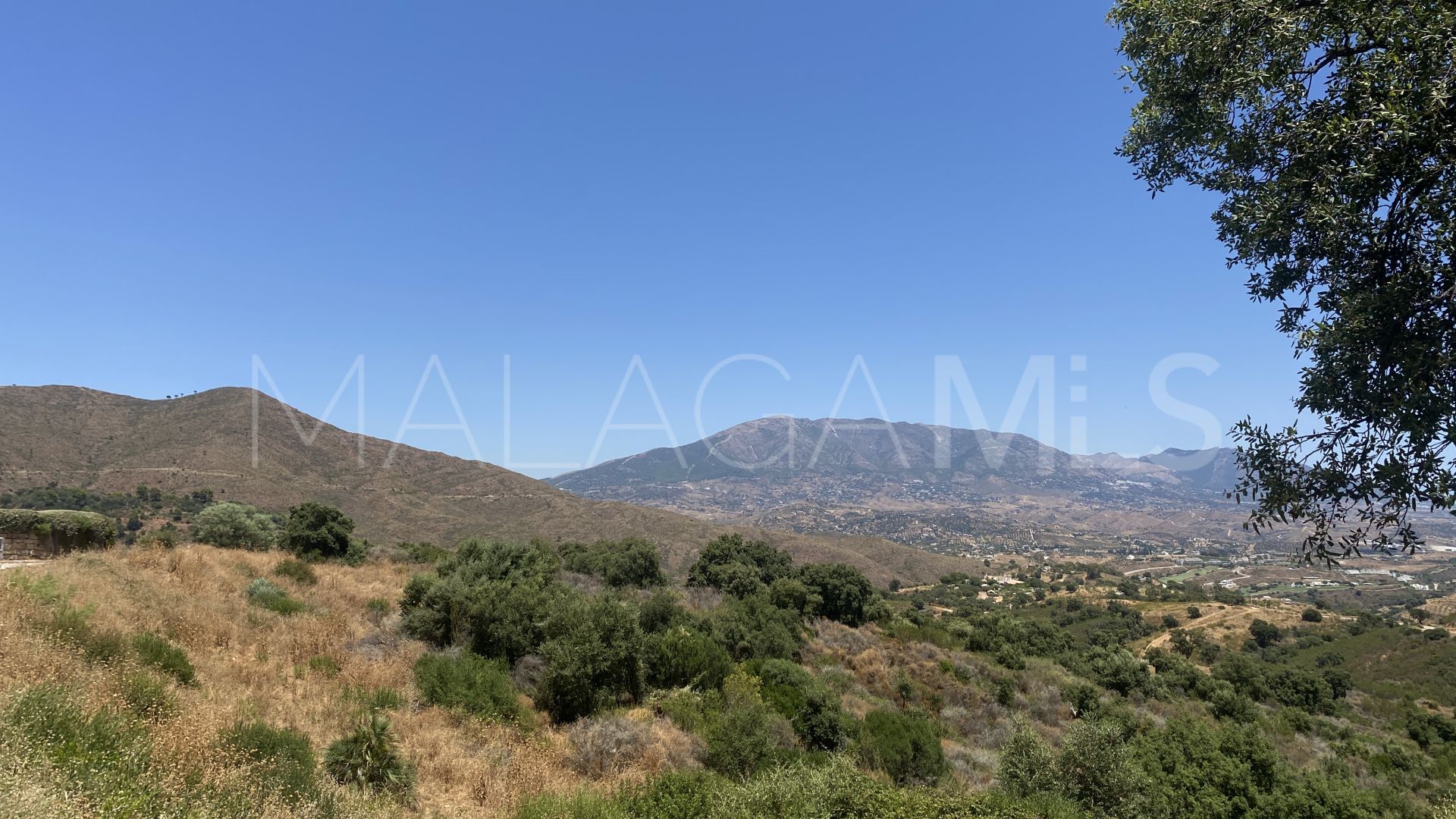 Se vende apartamento in La Mairena de 3 bedrooms