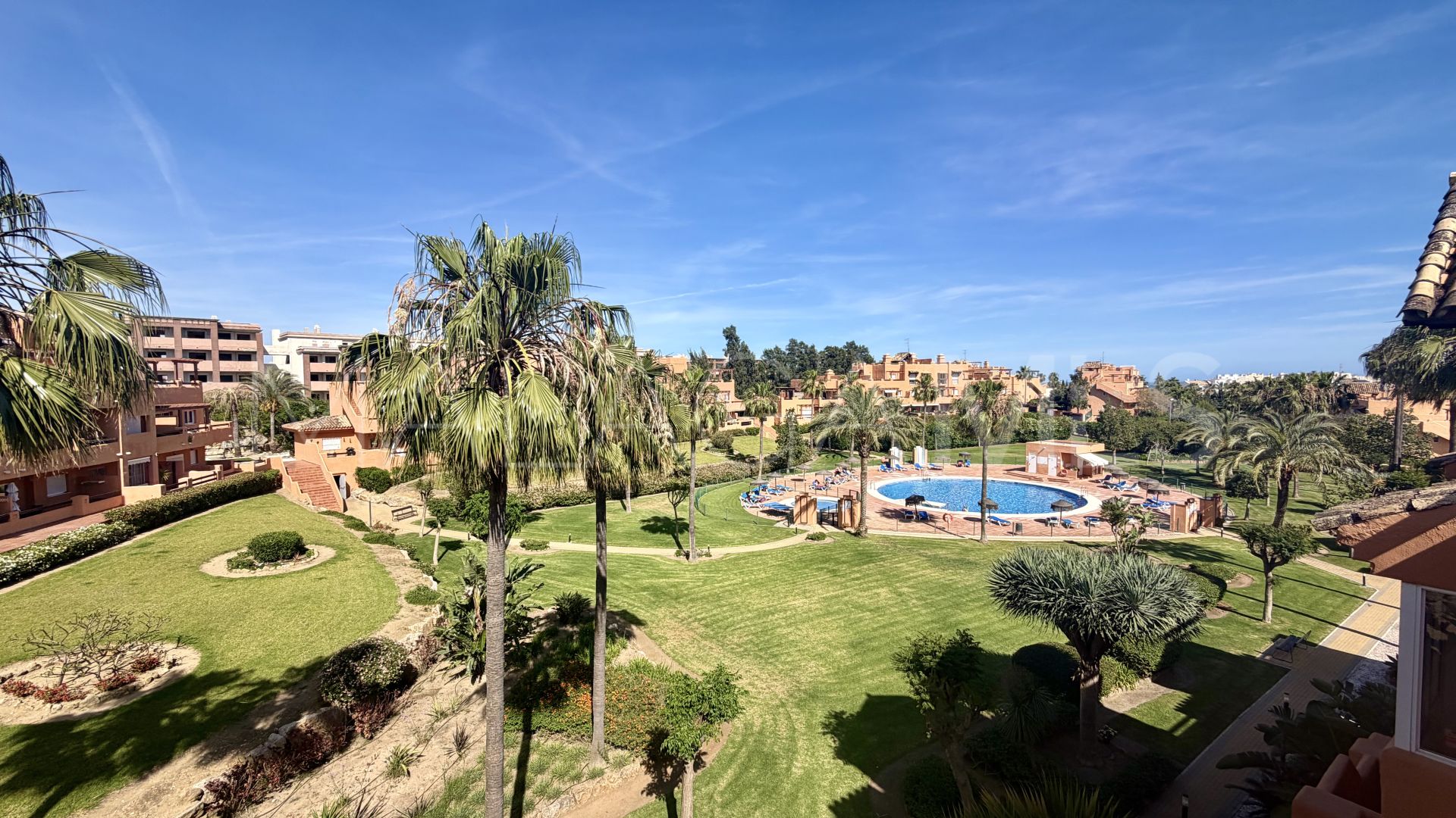 Duplex penthouse for sale in Casares del Sol - Casares Golf