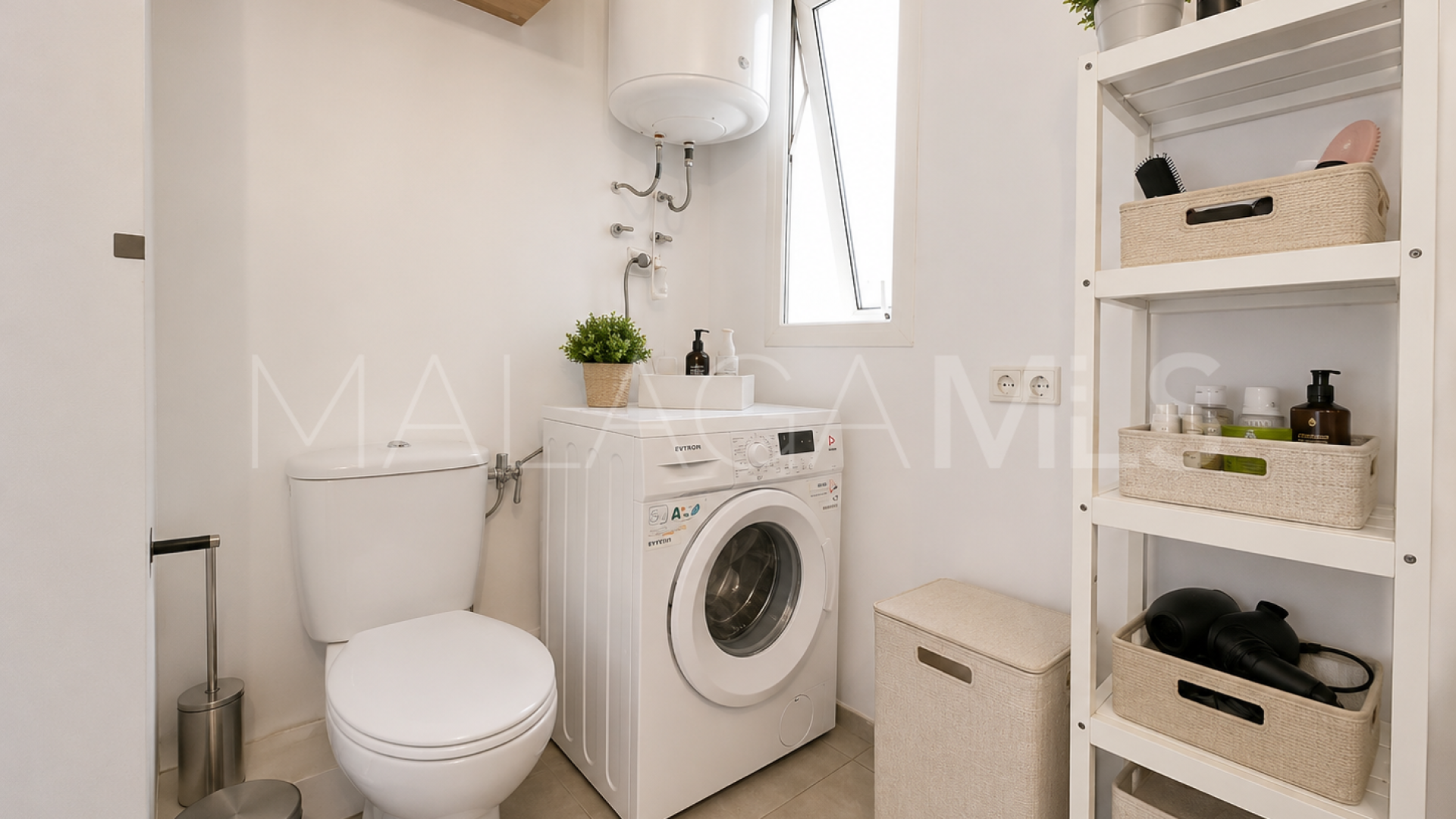 Apartment for sale in Estepona Puerto with 1 bedroom