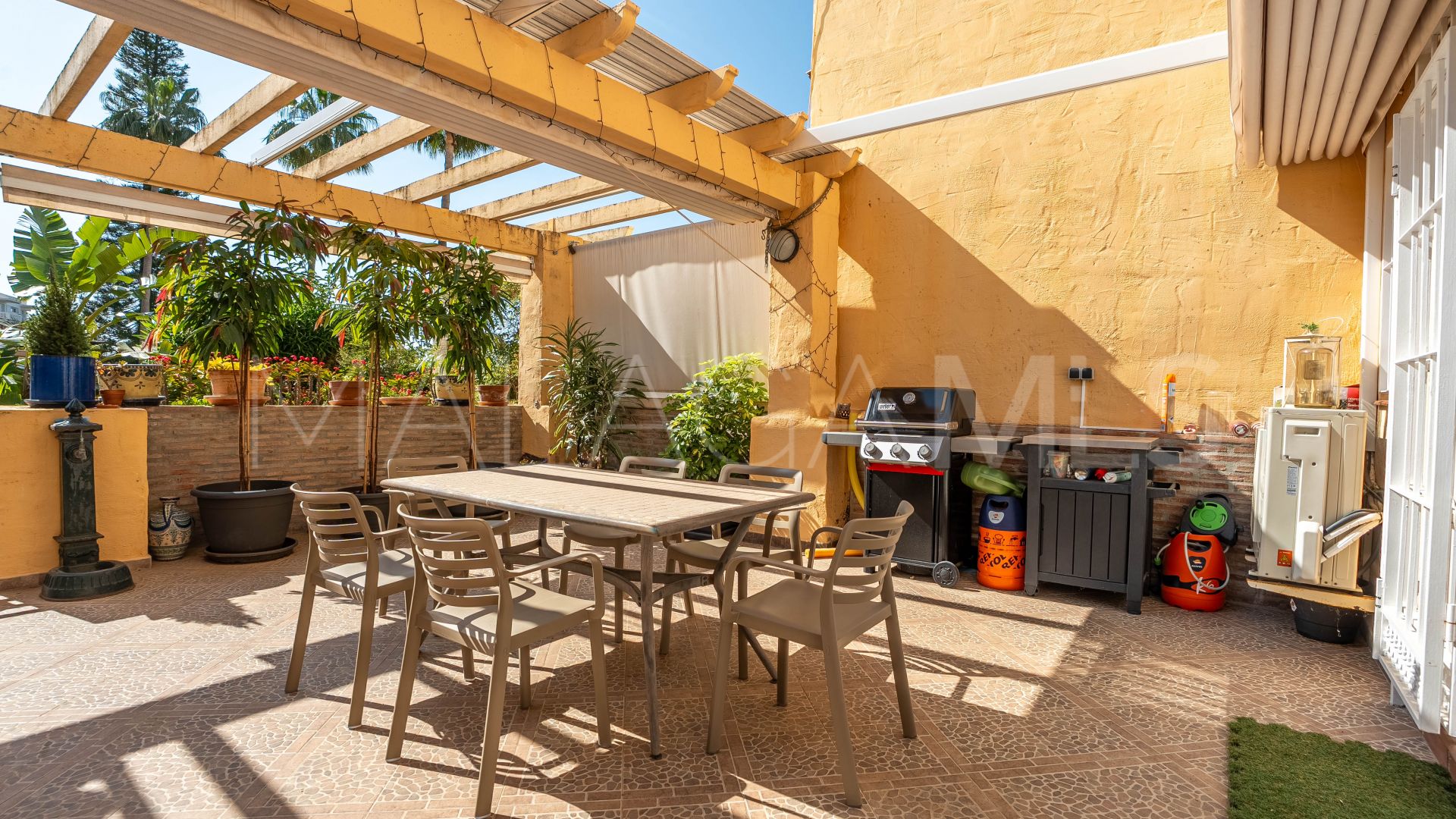 Se vende adosado in La Palmera de 3 bedrooms